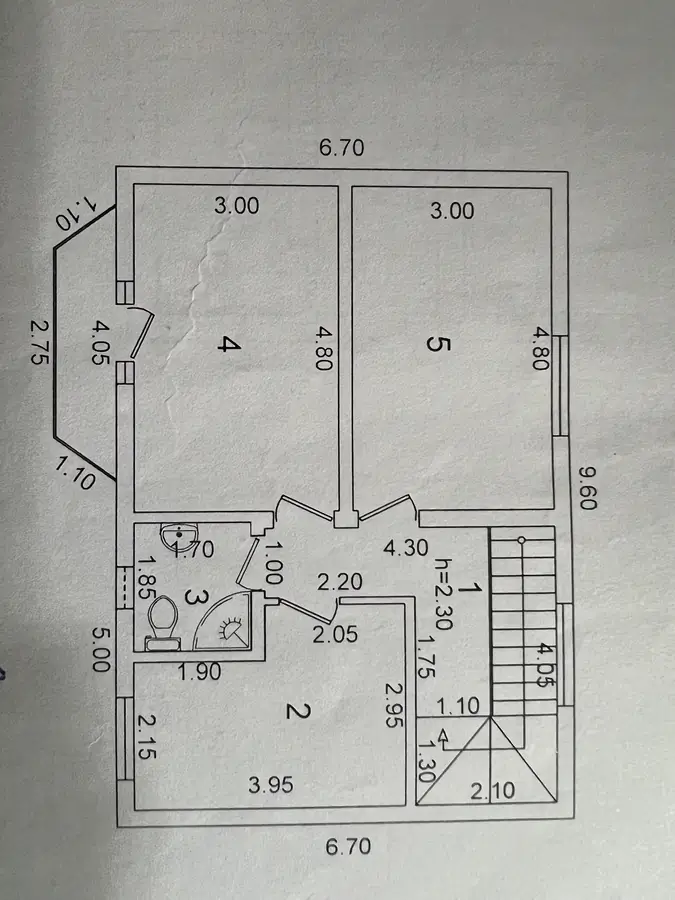 Продается 2-этажный дом − 466 м²