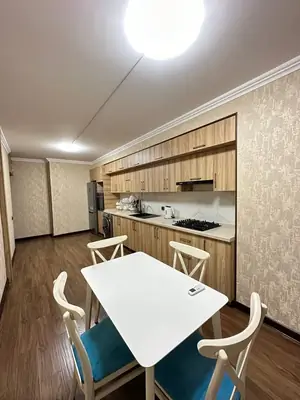 Посуточно 3-комнатная квартира − 70 м²