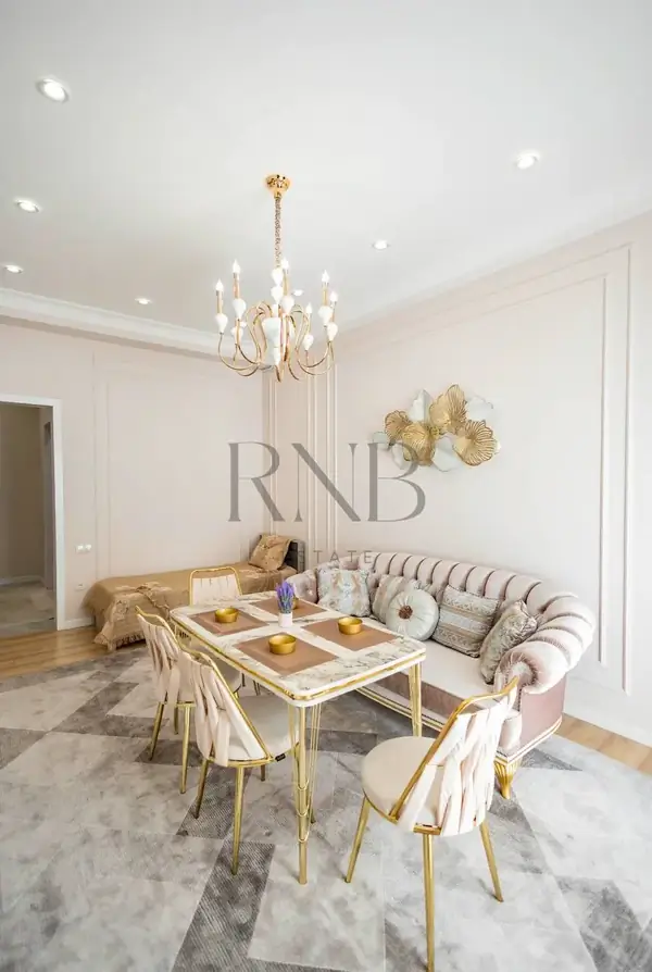 2-комнатная квартира − 65 м², 7/9 этаж