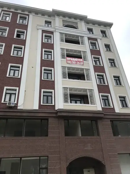 4-комнатная квартира − 129 м², 5/7 этаж