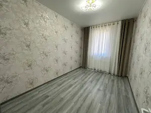 3 xonali kvartira − 90 m², 5/8 qavat