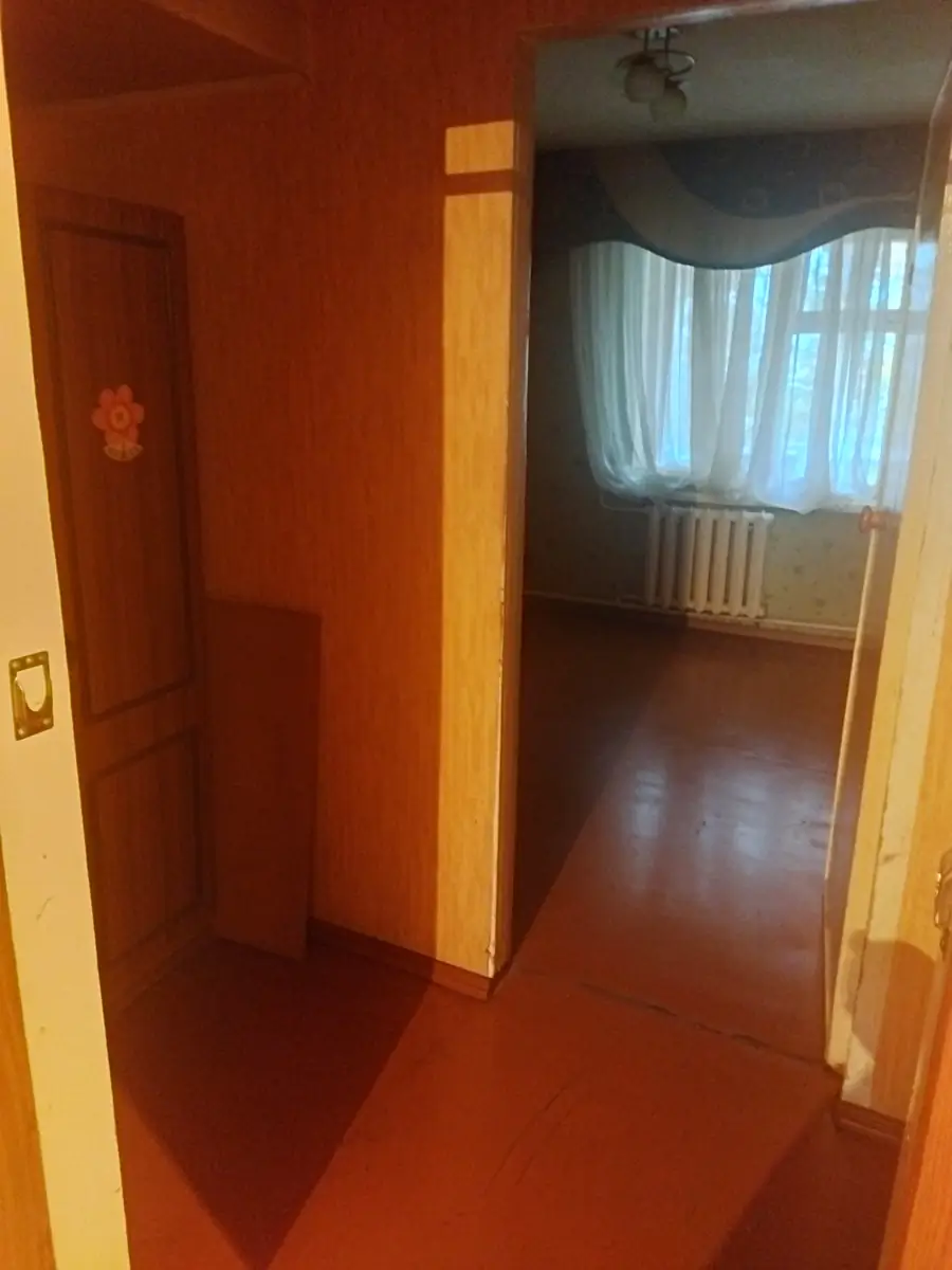 Продается 3-комнатная квартира − 81 м²