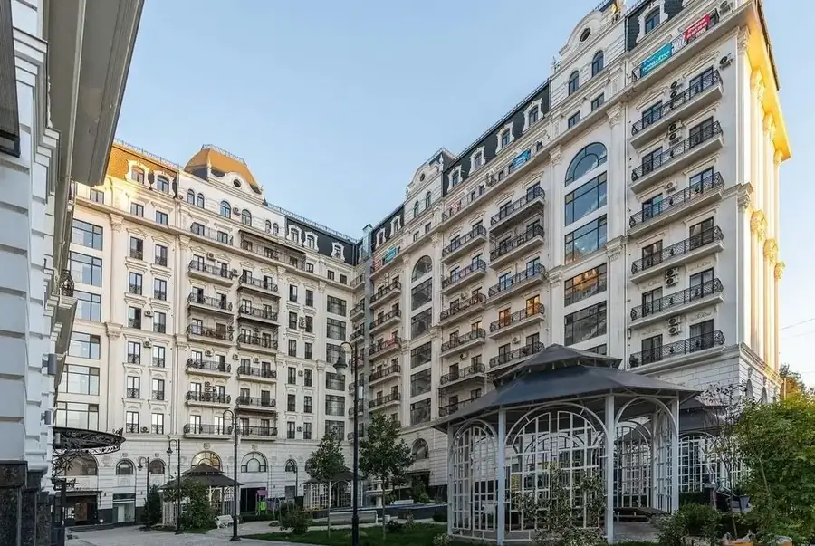 Посуточно 2-комнатная квартира − 55 м²