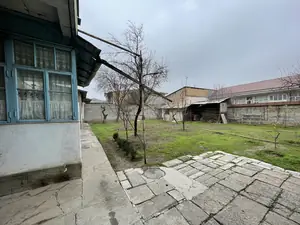 Yer uchastkasi − 5 sot.