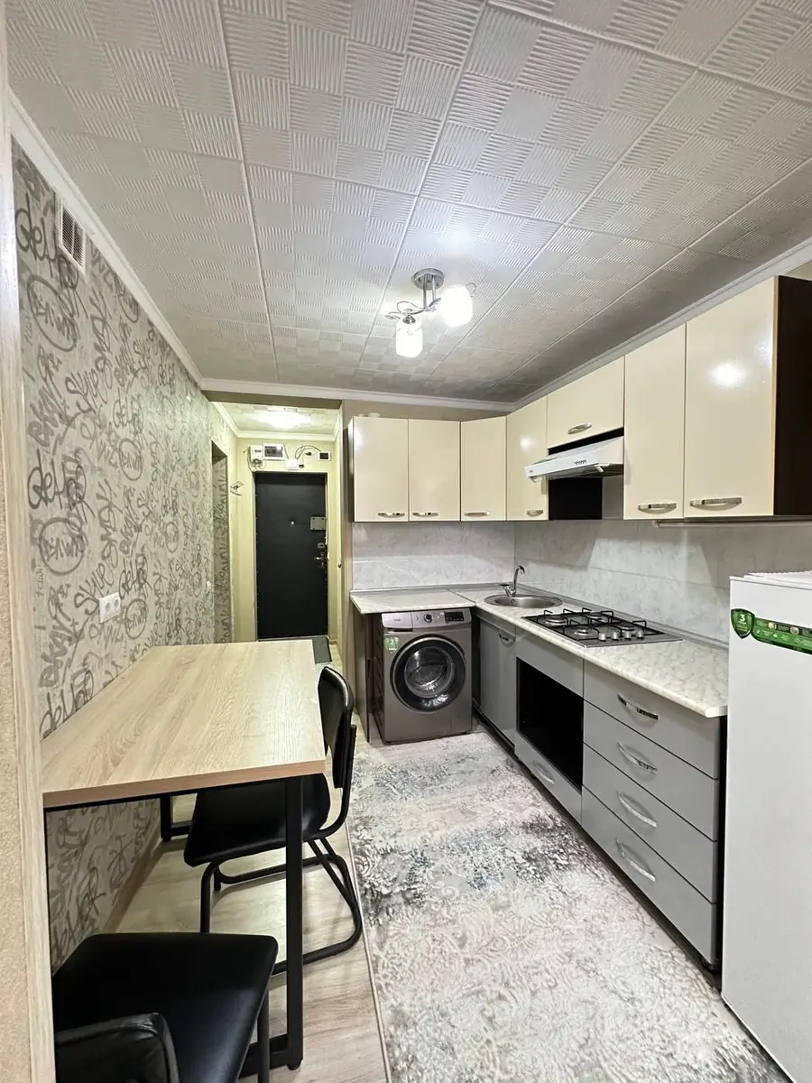 Посуточно 1-комнатная квартира − 29 м²