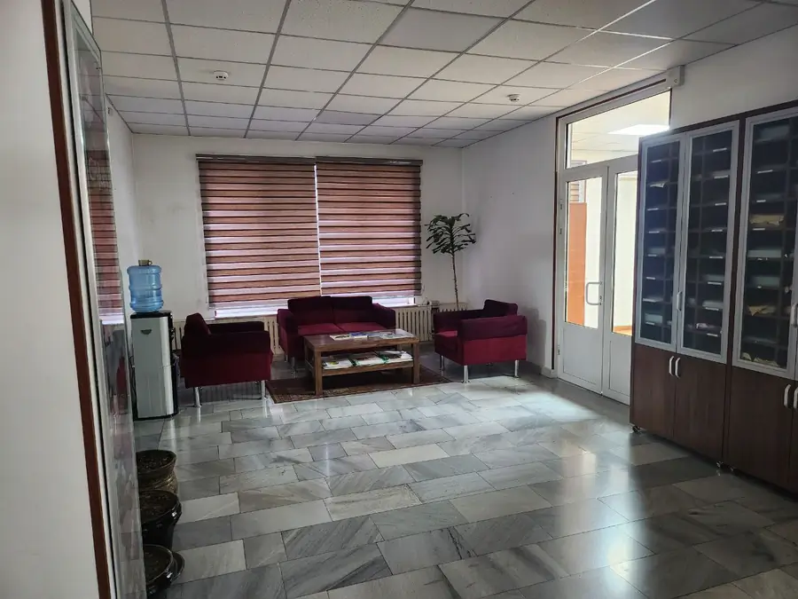 Ofis − 550 m², 1/1 qavat