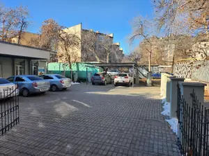 Сдается офис − 550 м²