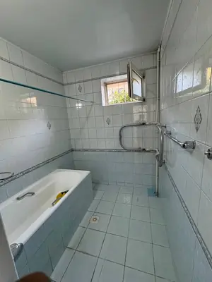 Продается 4-комнатная квартира − 113 м²
