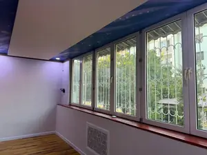 Продается 4-комнатная квартира − 113 м²