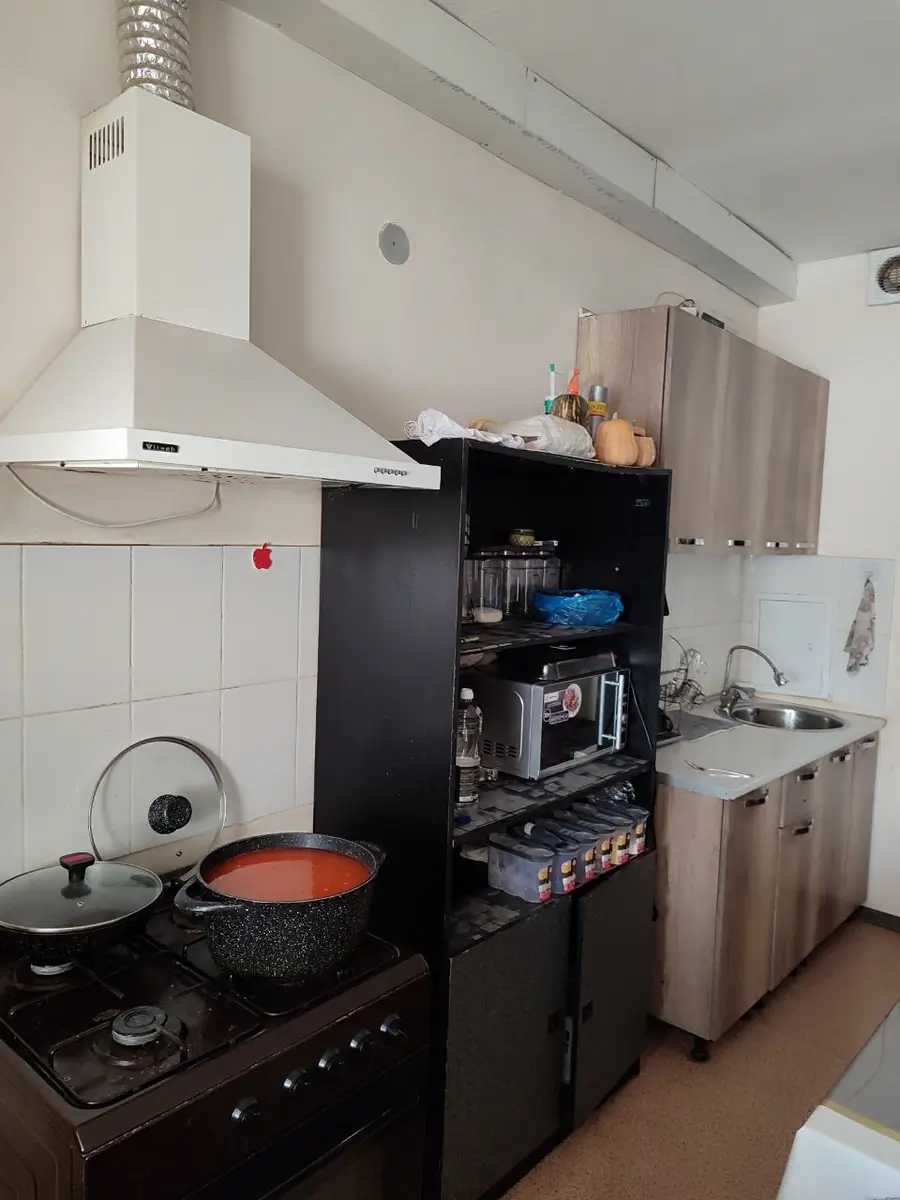 Продается 2-комнатная квартира − 70 м²