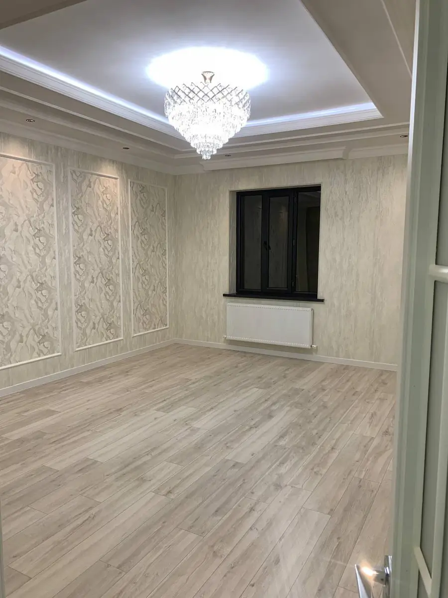 Продается 2-этажный дом − 300 м²