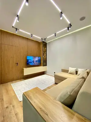 Посуточно 3-комнатная квартира − 80 м²