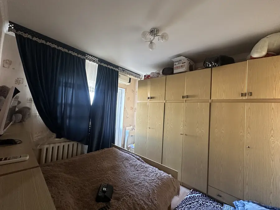 Продается 2-комнатная квартира − 58.4 м²