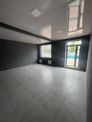 Сдается торговое помещение − 230 м²