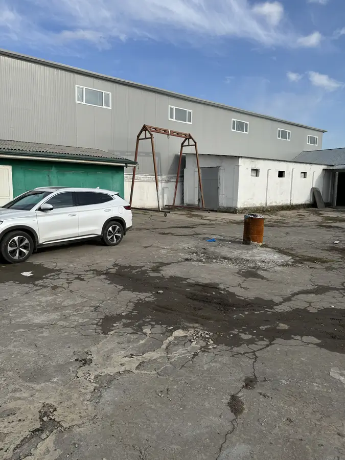 Tijoriy yer maydoni − 2.5 sot