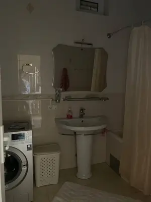 Сдается 4-этажный дом − 318 м²