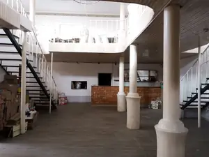 Ishlab chiqarish − 528 m², 1/2 qavat 