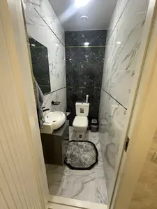 3 xonali kvartira sotiladi − 71 m²