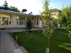 Сдается 1-этажный дом − 427 м²