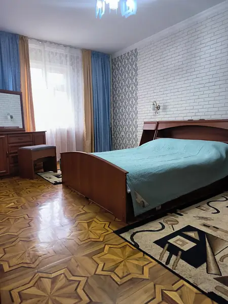 3-комнатная квартира − 85 м², 8/9 этаж