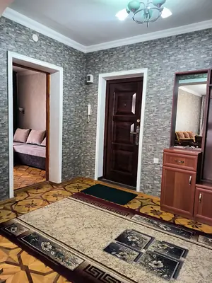 3 xonali kvartira sotiladi − 85 m²
