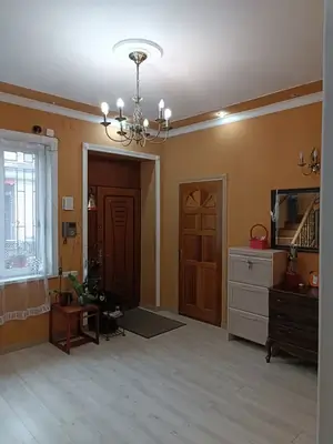 2 qavatli uy sotiladi − 325 m²