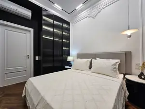 Посуточно 2-комнатная квартира − 65 м²