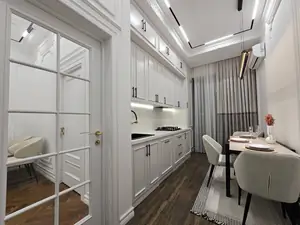 Посуточно 2-комнатная квартира − 65 м²