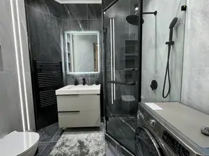 Посуточно 3-комнатная квартира − 85 м²