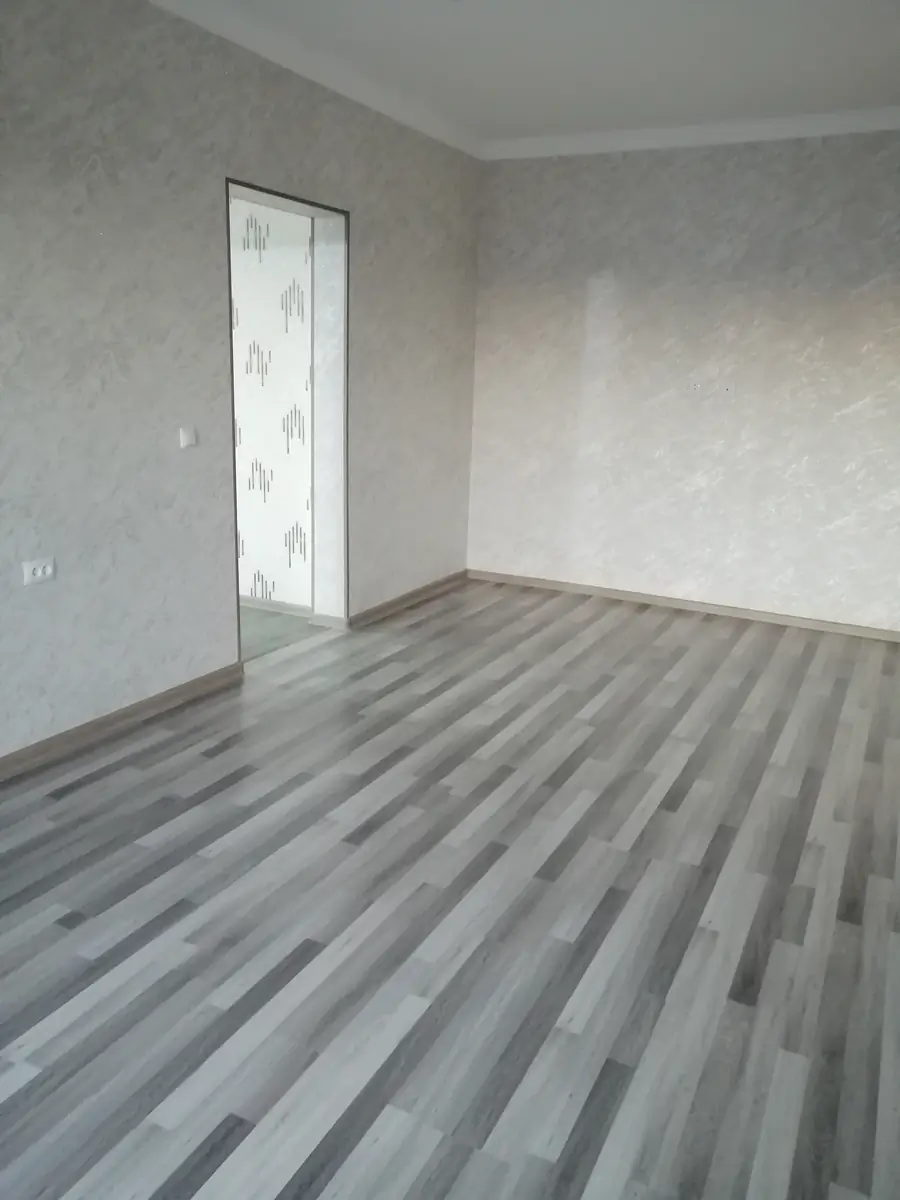 2 xonali kvartira sotiladi − 49.5 m²