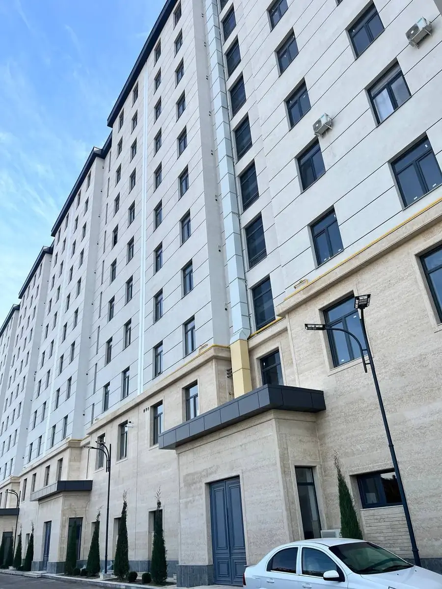 Продается 3-комнатная квартира − 78 м²