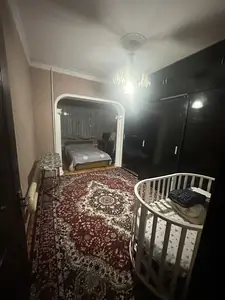3 xonali kvartira sotiladi − 85 m²