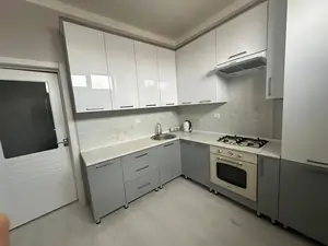 1 xonali kvartira sotiladi − 42 m²