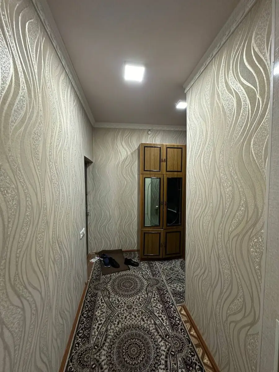 2 xonali kvartira − 90 m², 1/4 qavat