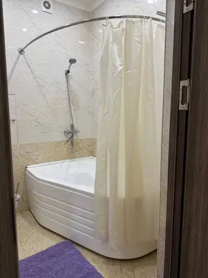 Ijaraga 3 xonali kvartira − 104 m²