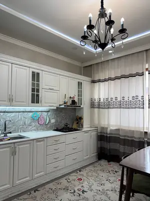 Ijaraga 3 xonali kvartira − 104 m²