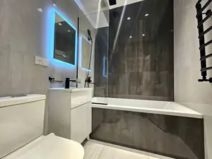 Посуточно 3-комнатная квартира − 90 м²
