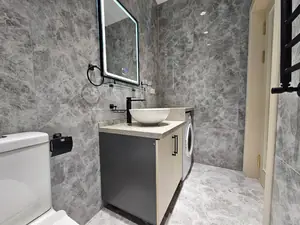 Посуточно 3-комнатная квартира − 90 м²