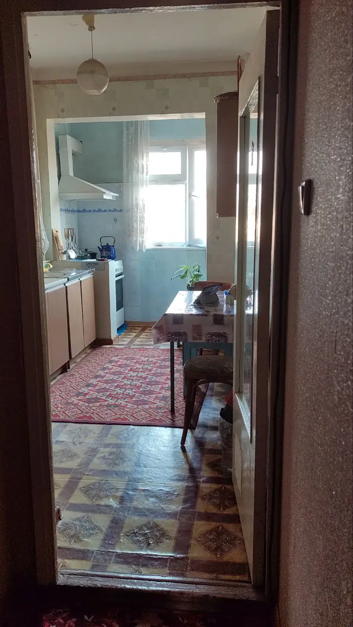 Продается 3-комнатная квартира − 71 м²