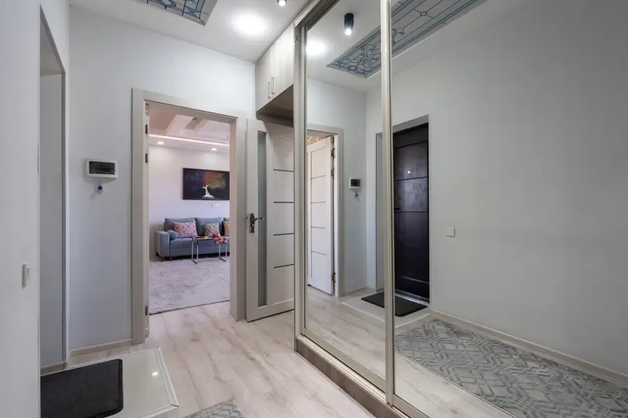 Посуточно 2-комнатная квартира − 75 м²