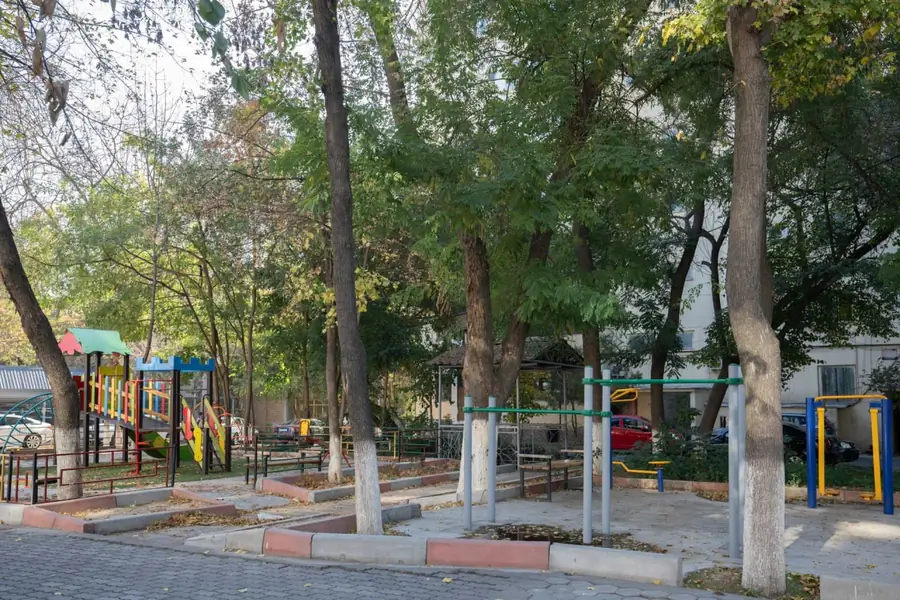Посуточно 2-комнатная квартира − 75 м²