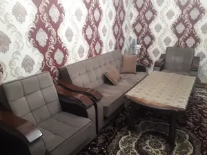 2 xonali kvartira sotiladi − 50 m²