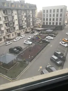 Продается 2-комнатная квартира − 53 м²