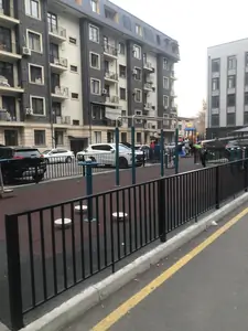 Продается 2-комнатная квартира − 53 м²
