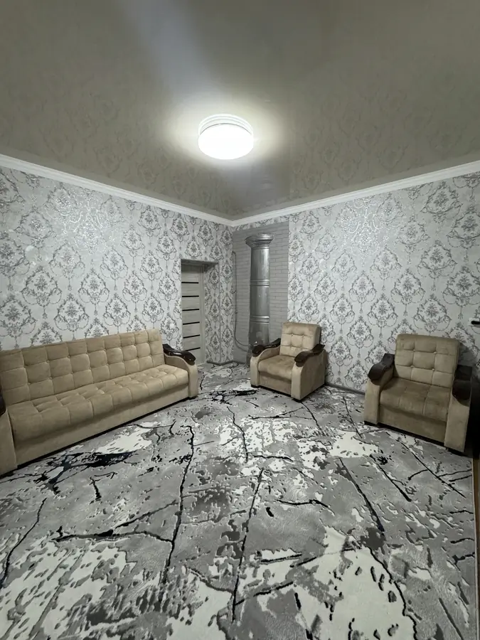 Сдается 1-этажный дом − 1000 м²