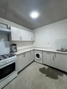 Сдается 1-этажный дом − 1000 м²