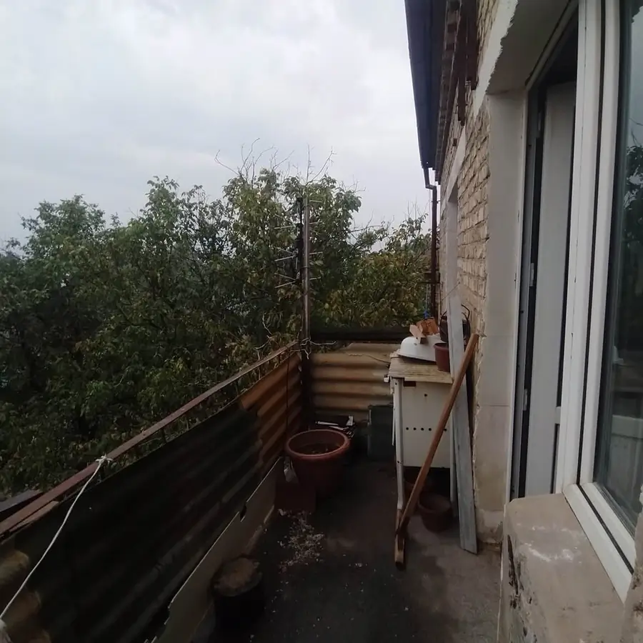 1 xonali kvartira sotiladi − 32 m²