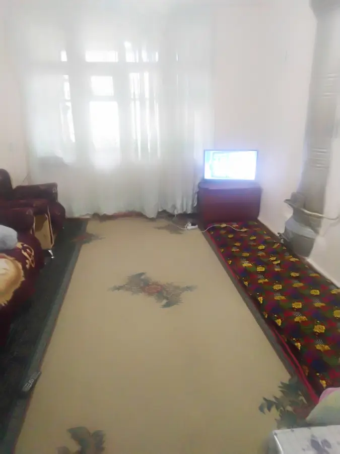 2 xonali kvartira sotiladi − 52 m²