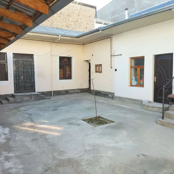 1-этажный дом − 220 м², 3.3 сот.