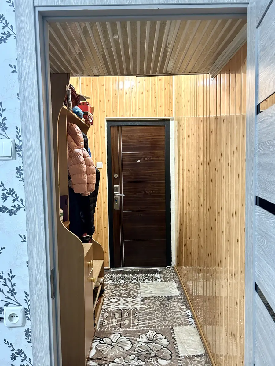 Продается 2-комнатная квартира − 50 м²